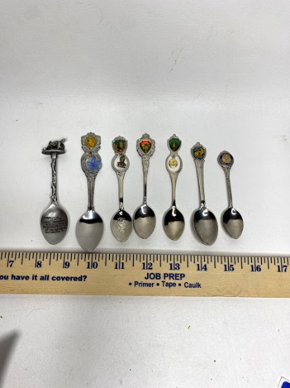 Lot of 7 Miscellaneous Collector Spoons 