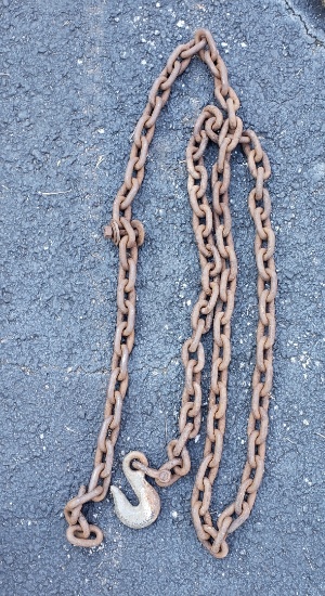 8.5 Foot Logging Chain with Grab Hook