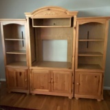 Wooden Entertainment Stand with 2 Side Book Shelves & Lower Cabinets