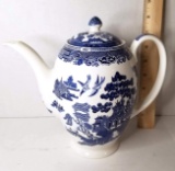 Blue Willow Teapot with Lid