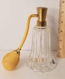 Glass Perfume Bottle with Atomizer