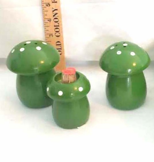 Retro Green Mushroom Salt & Pepper Shakers & Toothpick Holder