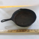Antique Gate Marked Cast Iron Pan Marked R