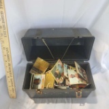 Vintage Aladdin Plastic Lunch Box Containing Various Sports Cards