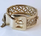 Unique Gold Tone Bracelet