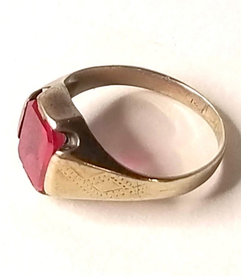 14K Gold Ring with Red Stone