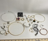 Small Miscellaneous Lot of Jewelry