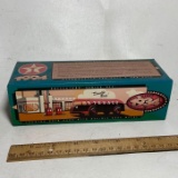 1994 ERTL “Doodle Bug” Texaco 1934 Diamond T Tanker Replica Locking Coin Bank w/Key