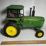 Die Cast John Deere Tractor