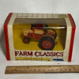 1991 Farm Classics ERTL Case 800 Tractor in Box