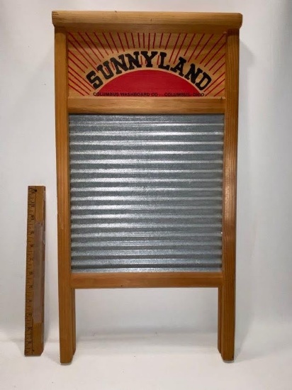 Sunnyland Wooden Washboard