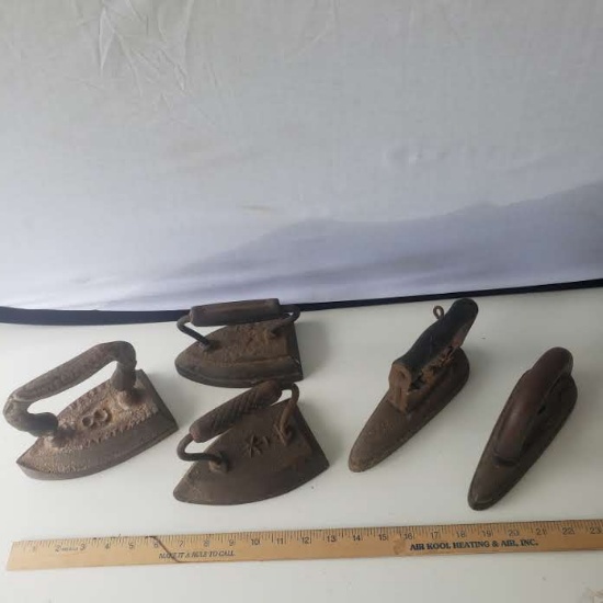 Lot of 5 Antique Sad Irons