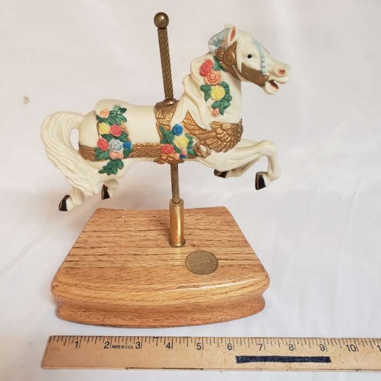 Willittes Musical Carousel Horse