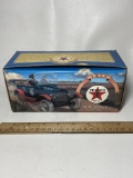 1997 ERTL Collectibles 1917 Texaco Maxwell Touring Car in Box