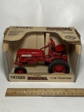 1990 ERTL McCormick Farmall Cub Tractor 1/16 Scale Die-Cast in Box