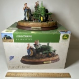 2008 John Deere 1942 Model B Figurine “Lunch Time” in Box