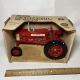 Vintage ERTL Die Cast 1/16 Scale Farmall 350 Tractor in Box