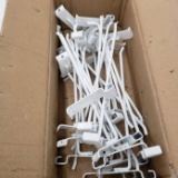 Box of 25 Pieces 10” White Gridwall Peg Hooks