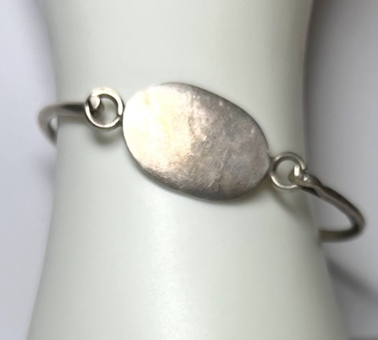 Sterling Silver Engravable Hinged Closure Bracelet