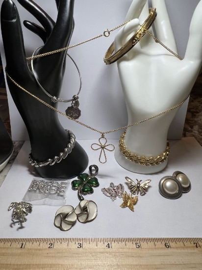 Miscellaneous Jewelry Lot