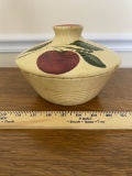 Watt Pottery Ovenware #600 Three-Leaf Apple Nappy/Ribbed Baker with Lid