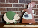 Lot of 2 Wooden Country Pig and Granny Hanging Wall Décor