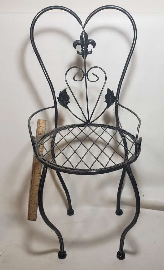Black Metal Plant Stand Chair