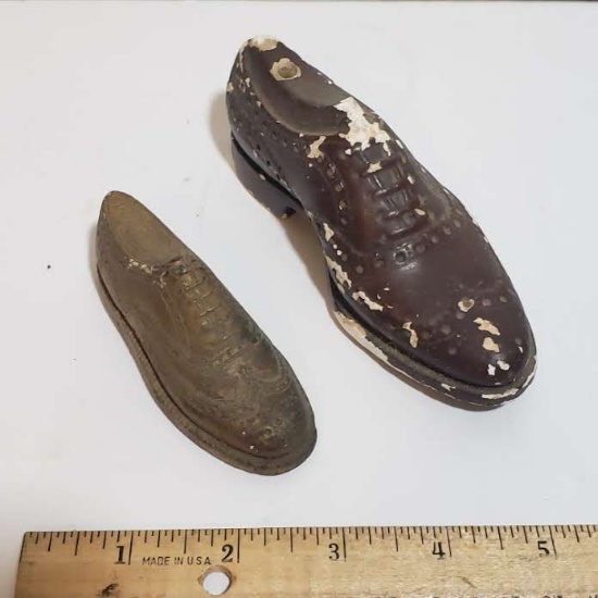 Lot of 2 Plaster Tiny Shoes