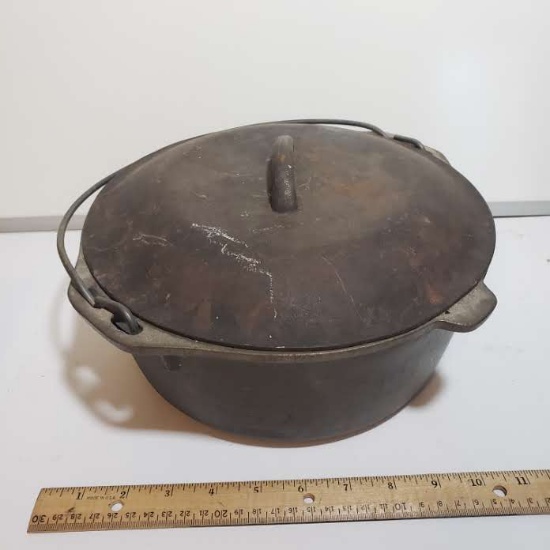 Vintage Cast Iron Dutch Oven with Lid