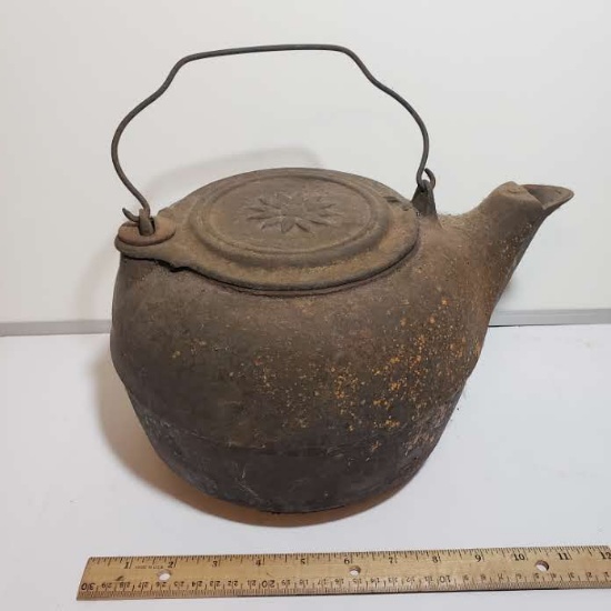Antique Cast Iron Gate Marked Kettle #8