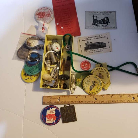 Assorted Lot of Vintage Items