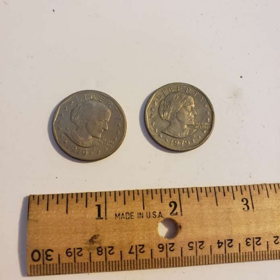 Lot of 2 1979 Susan B Anthony $1 Coins