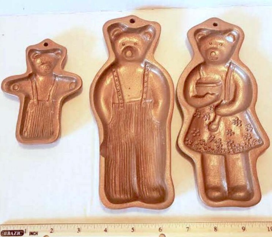 Hartstone Pottery Bear Family Molds