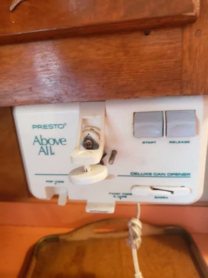 Presto Above All Under Cabinet Can Opener - Works