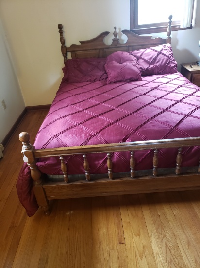 Vintage Queen Size Bed