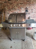 Charmglow Gas Grill and Propane Tank with Cover