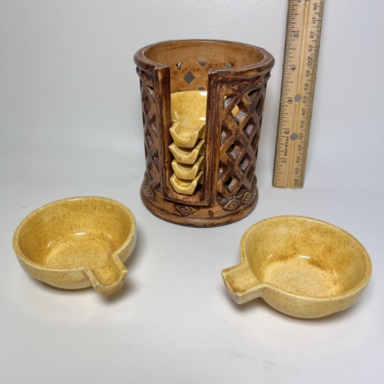7 pc Ceramic Ashtrays/Dish Set in Lattice Holder