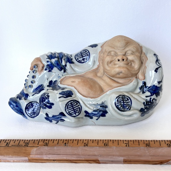 Blue & White Porcelain & Pottery Chinese Figure