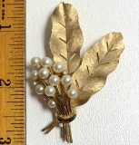 1960s Vintage Trifari Faux Pearl Leaf Brooch – Susan Caplan