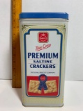 Vintage Nabisco Saltine Cracker Tin