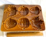 Set of 2 Ceramic Muffin/Cake Mold Pans - Fall Designs