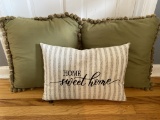 Lot of 3 Throw Pillows