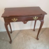 Hooker Furniture Co Queen Anne Sofa or Entry Table