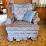 Wingback Cloth Chair