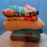 Like New Plush Throw Blankets