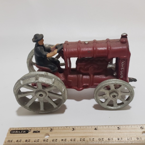 Vintage Cast Iron Fordson Toy Tractor