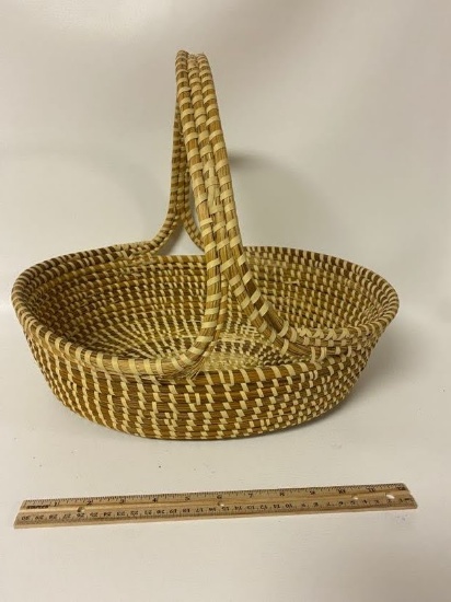 Charleston Gullah Sweetgrass Basket