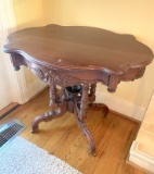Impressive Hand Carved Wooden Turtle Top Liberty Table