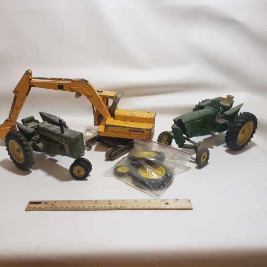 Assorted Lot of John Deere Toys For Parts