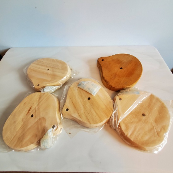 5 Wooden Lamp Bases